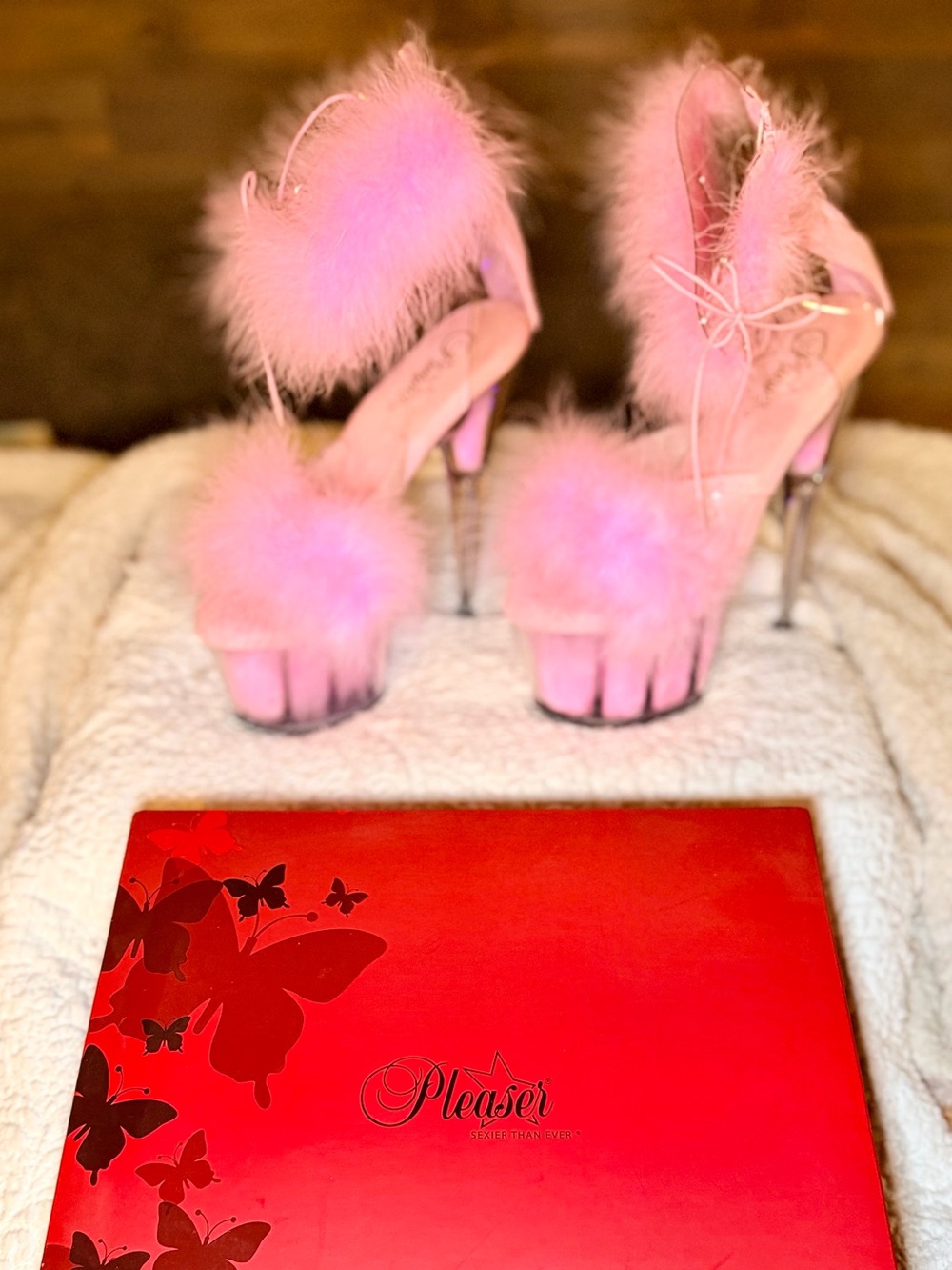 Pleaser Adore-724F Baby Pink Marabou 7” Platform Heels w/ Box size 9